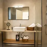 A-seven Apartment *